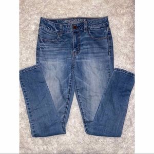 American Eagle Hi-Rise Jegging